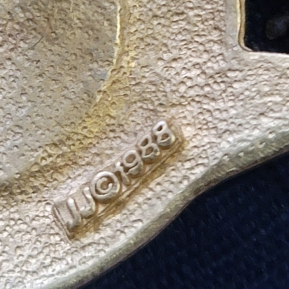 Vintage 1988 Designer Signed JJ Cat Pin Brooch - Picture 2 of 2